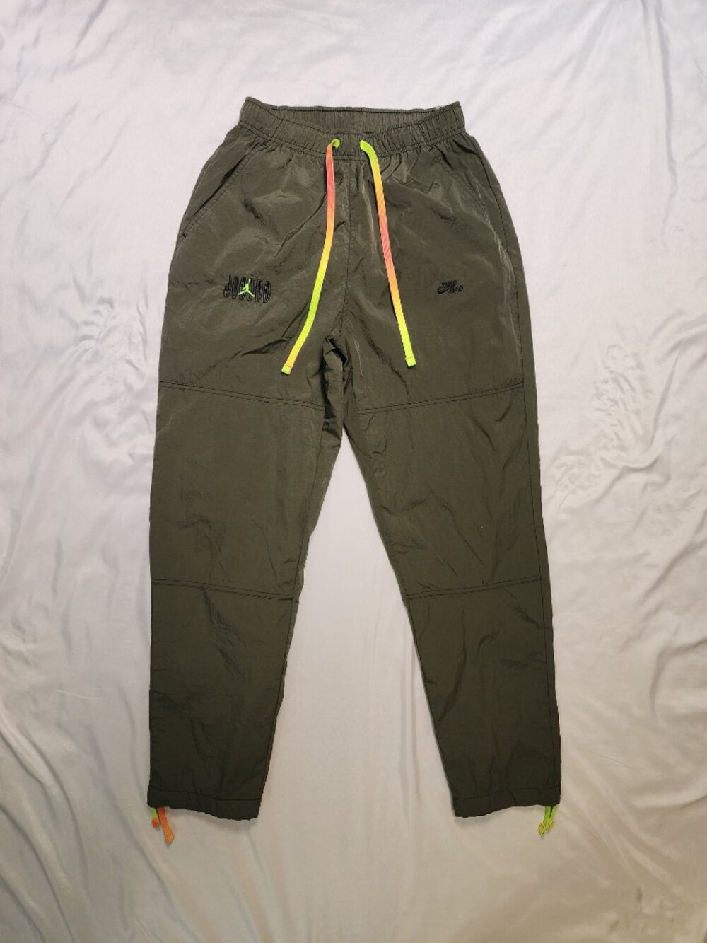 Jordan Flight MVP Statement Woven Pants Men’s Small Olive Green